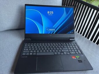 Victus by HP - Ryzen 7, RTX 4060, 32 GB RAM, 1 TB SSD