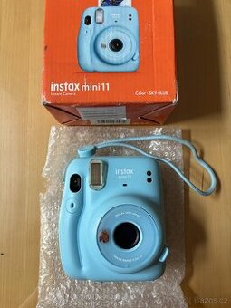 Fujifilm Instax Mini 11 (Sky Blue) + 11 fotek