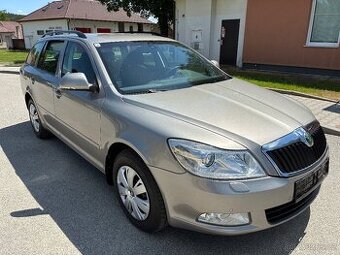 Octavia 2 combi 1.9 TDi 77 kw Elegance.Tažné.