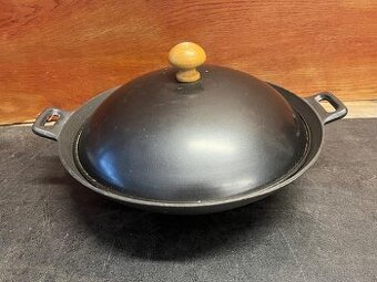 WOK litinový