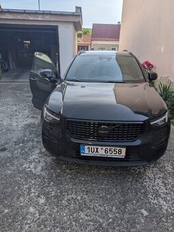 XC40 Black edition