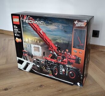 Lego 42082, terénní jeřáb, nové, nerozbalené.