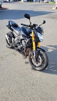 Yamaha FZ8