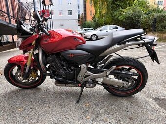 Honda CB 600F PC41 r. v. 2007, najeto 35xxx, STK do 9/29.