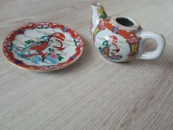 Ručně malovaný mini čajový set z porcelánu – Čína
