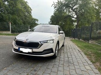 Škoda Octavia 1.5 TSI e-TEC Mild Hybrid 2023 , 6 500 km ,DPH