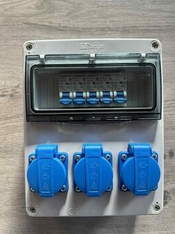 Zásuvková skříň 5x230V 5xB16/1