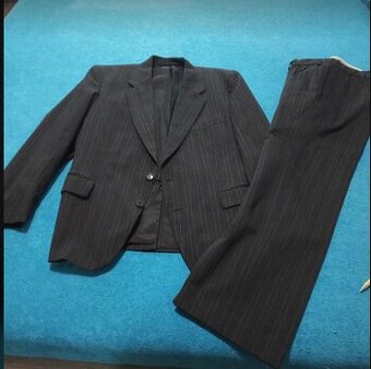 Pánský oblek vel. M