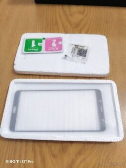 Tvrzené sklo na Xiaomi Redmi 7A