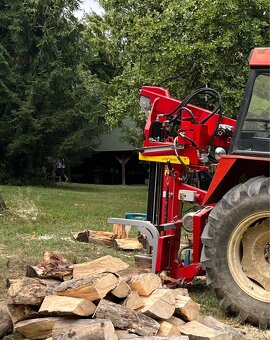 Štípačka na dřevo