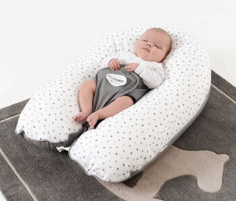 Kojící polštář Candide