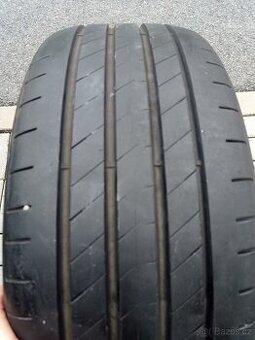 1x letní GOOD YEAR 235/40/19, 96W, Dot 2024,