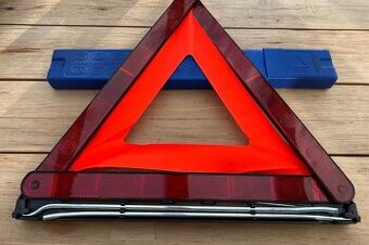 BMW (Mini Cooper) - Výstražný trojúhelník