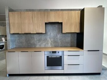 Kuchyňská linka – SKLADEM – ihned k dodání - 1