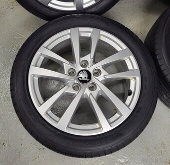 Originál 17" Audi A3 5x112 VW Škoda letní pneu