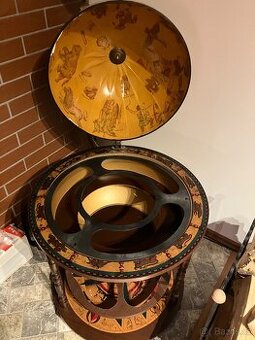 Globus na sklenice a lahve