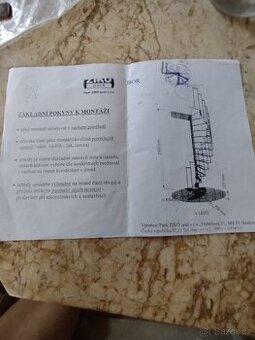 prodám dřevěné točité schodiště