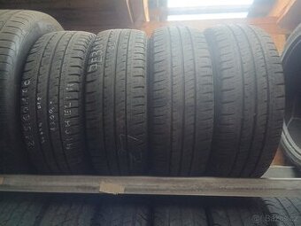 215/60/17C Michelin