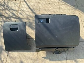 VW Passat B6 kastlíky