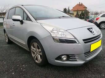 Peugeot 5008 2.0 HDI 120kW CZ SERVISKA 2.MAJITEL