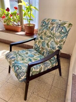 Designové křeslo po přečalounění