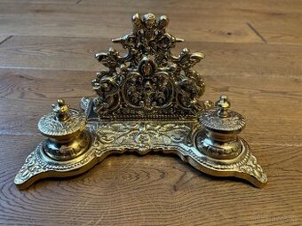 Nádherný masivní bronzový kalamář