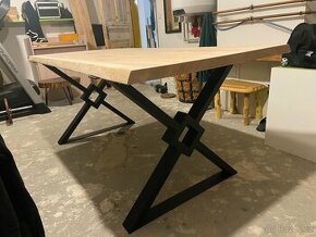 Masivní stůl z jasanu a kovu - 1