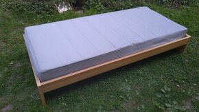 Jednolůžková postel s matrací - 1