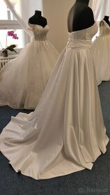 Svatební šaty velikost 40