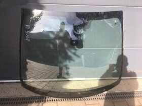 Čelní sklo na Peugeot 3008/5008 senzorové