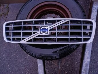 Maska Volvo XC70