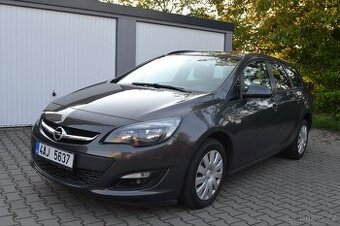 OPEL Astra Sports Tourer 1.7CDTi 81kw rok 2014