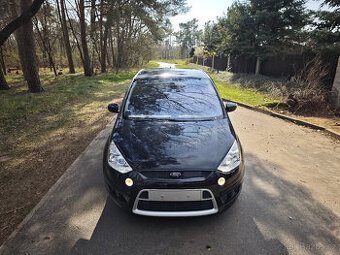 Ford S-MAX 2.2TDCI 129KW,Titanium S,manuál,18",7míst