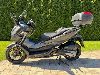 Honda Forza 125