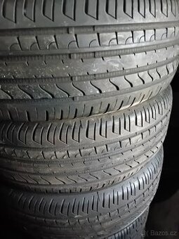 Prodám Sadu pneu 235/50/19 Pirelli