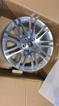 Disk škoda superb 2 r18 - 1