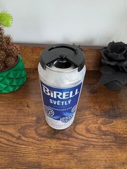 Krytka plechovky proti hmyzu.