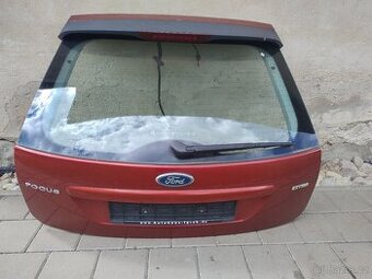 Páté dveře Ford Focus mk2
