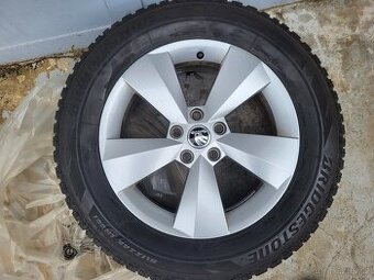 17" Zimní Škoda NANUQ Kodiaq 5x112 215/65/17 Bridgestone