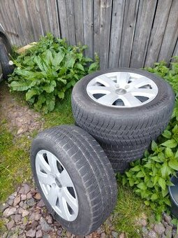 ALU Audi gumami zimní 16"