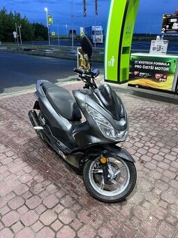 honda pcx 125