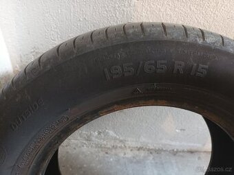Prodám letní pneu 195/65 R15