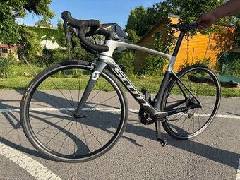 Silniční kolo Scott Foil 20