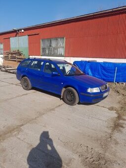 REZERVOVÁNO Škoda Octavia I, Tour 1.6 75 kW