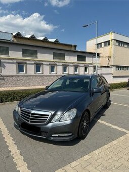 Prodám Mercedes-Benz E 220 CDI W212 AVANTGARDE BLUEEFFICIENC