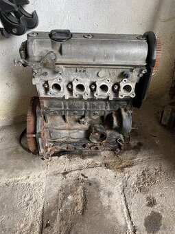 Motor 1,6 Škoda