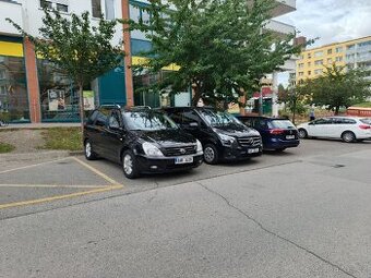 Kia Carnival / Sedona