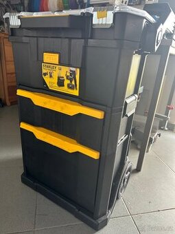 Box na nářadí Stanley