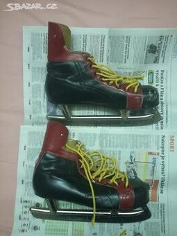 Retro lední brusle Botas Tornado vel. 29