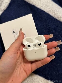 Apple AirPods 3